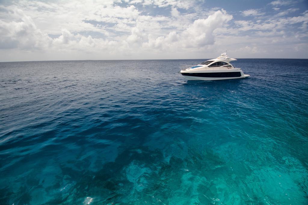 Outrigger Konotta Maldives Resort Meradhoo Exterior photo